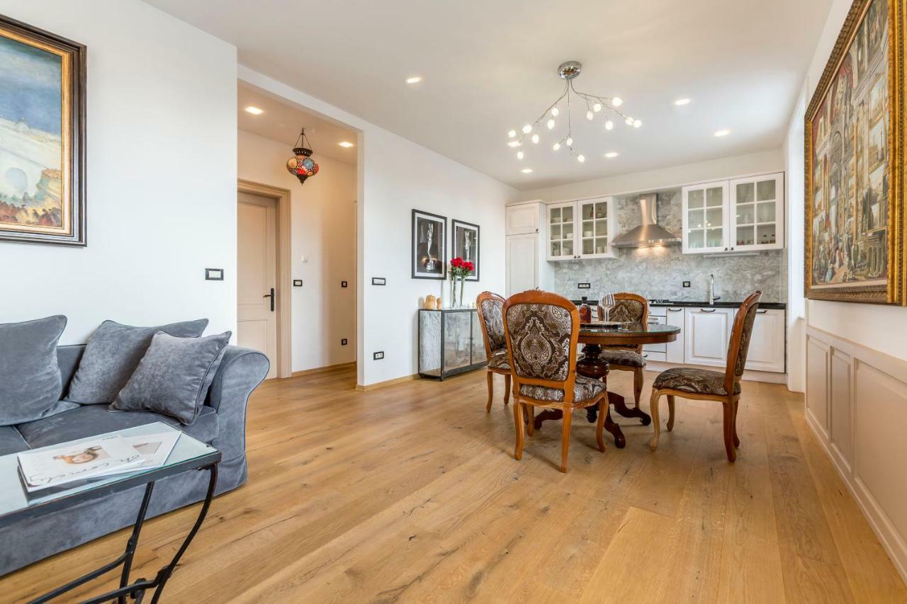 Queen Apartment Спліт Екстер'єр фото